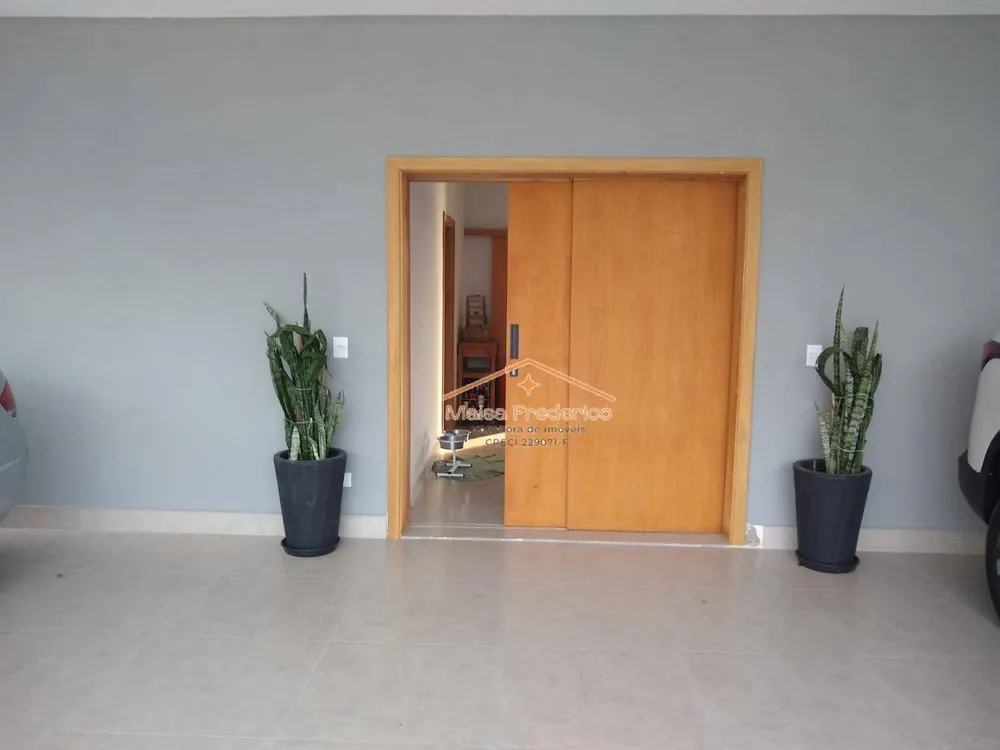 Casa, 4 quartos, 320 m² - Foto 1