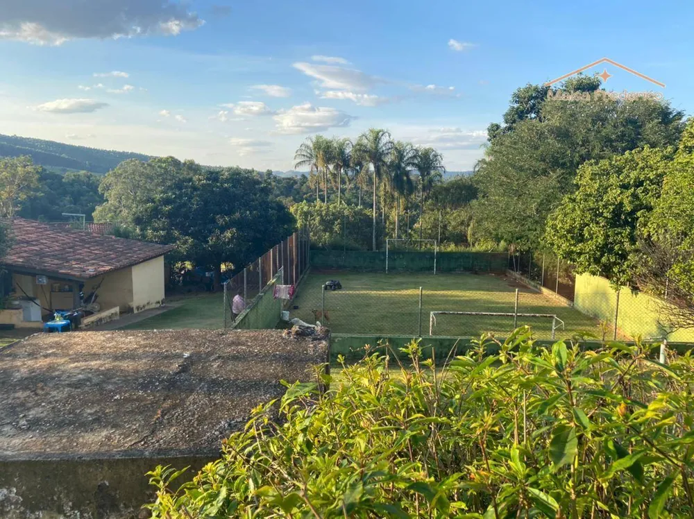 Chácara, 3 quartos, 1623 m² - Foto 4