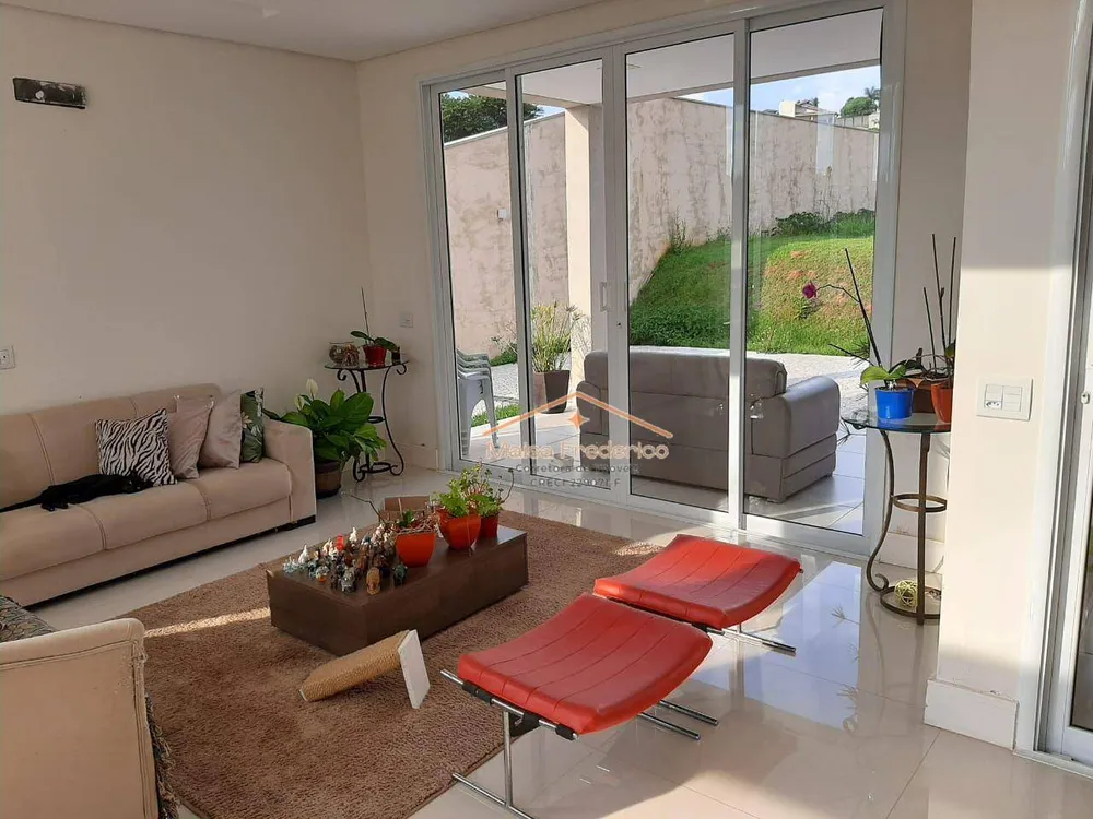 Casa, 3 quartos, 250 m² - Foto 2