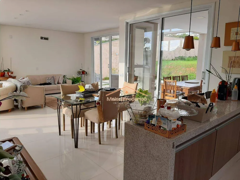 Casa, 3 quartos, 250 m² - Foto 4