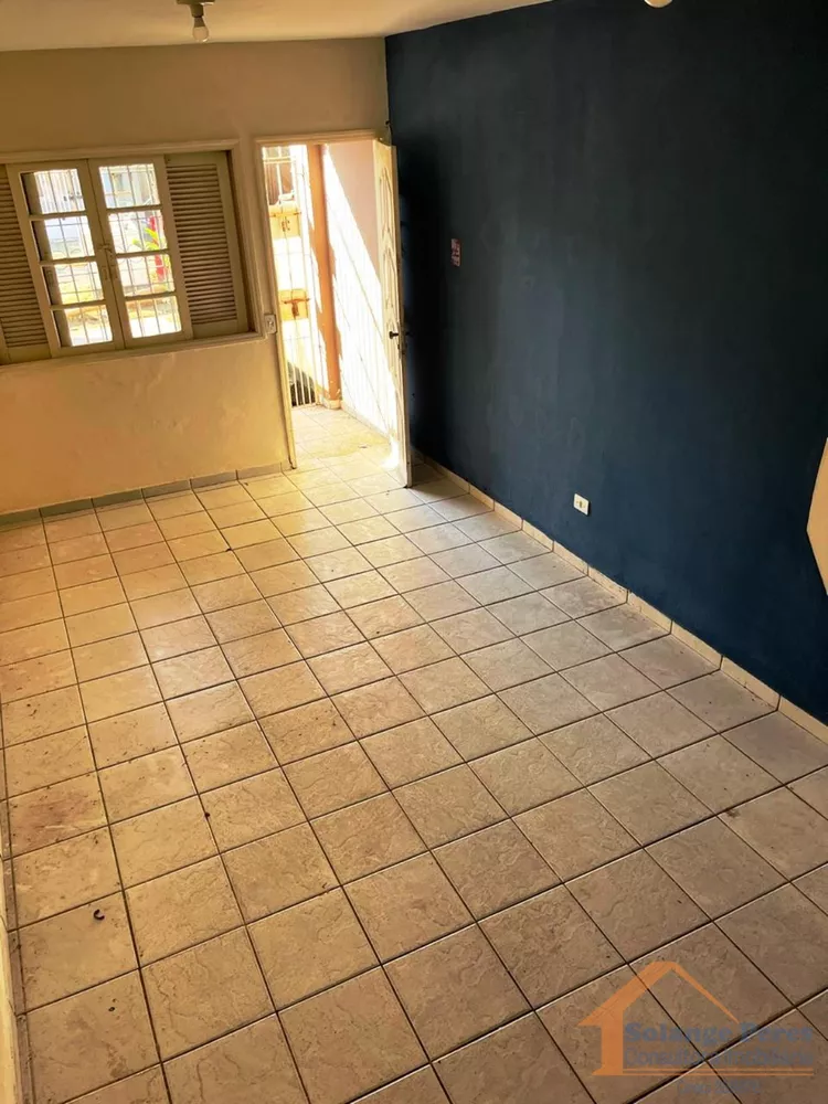 Casa para alugar com 2 quartos, 60m² - Foto 2