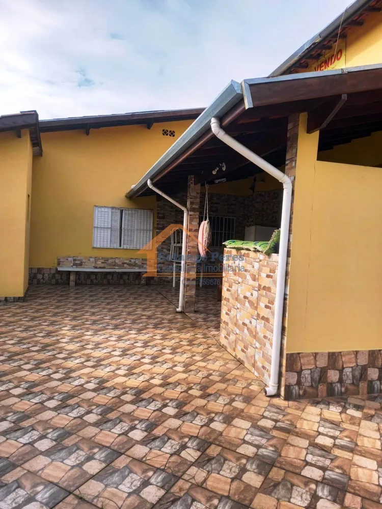 Casa, 4 quartos, 161 m² - Foto 2