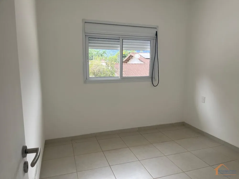 Casa, 5 quartos, 240 m² - Foto 3