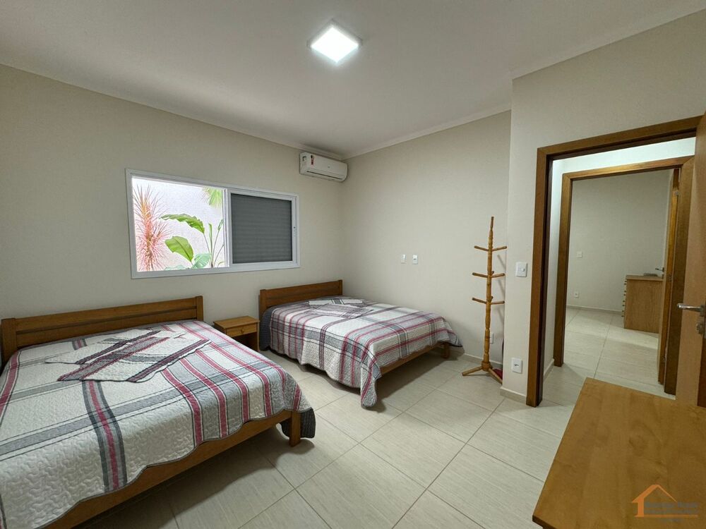 Casa à venda com 3 quartos, 170m² - Foto 11