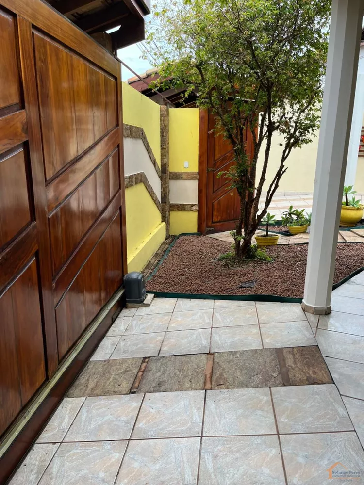 Sobrado à venda com 6 quartos, 375m² - Foto 2