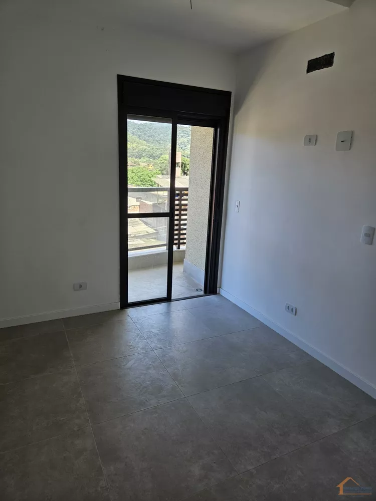 Apartamento à venda com 2 quartos, 77m² - Foto 4