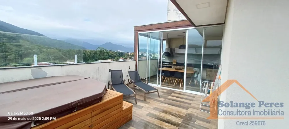 Cobertura, 3 quartos, 135 m² - Foto 1
