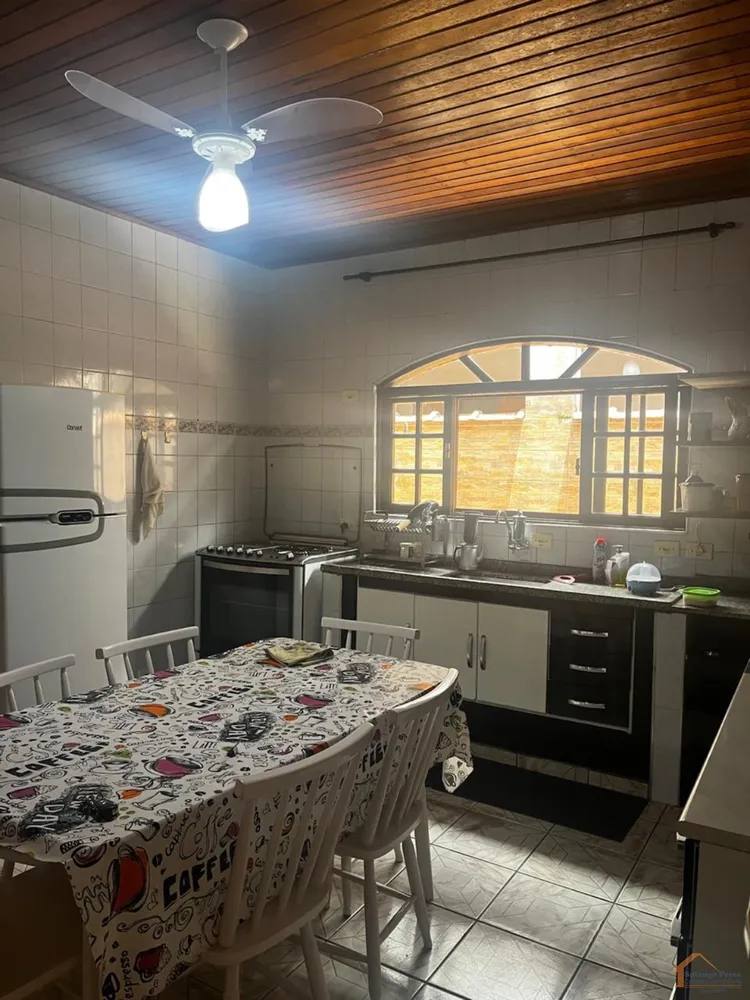 Casa, 2 quartos, 270 m² - Foto 9
