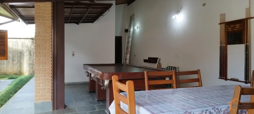 Casa, 4 quartos, 268 m² - Foto 2