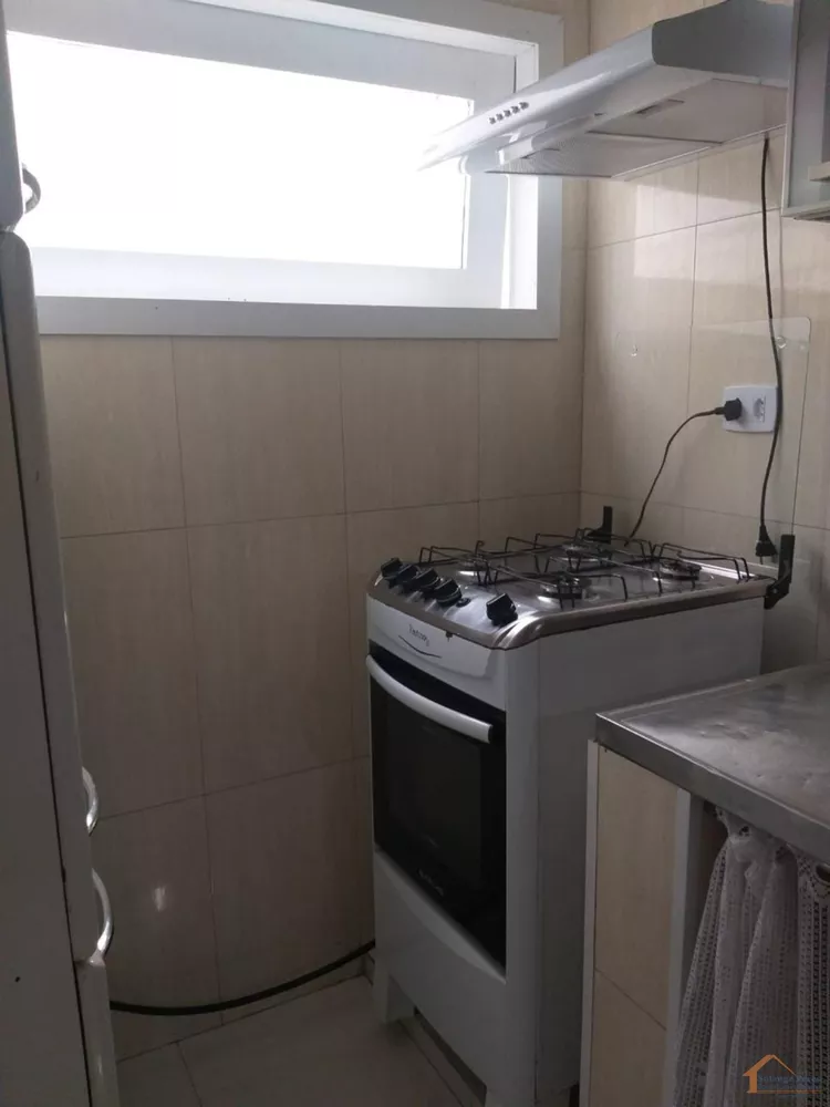 Apartamento à venda com 2 quartos, 15m² - Foto 4