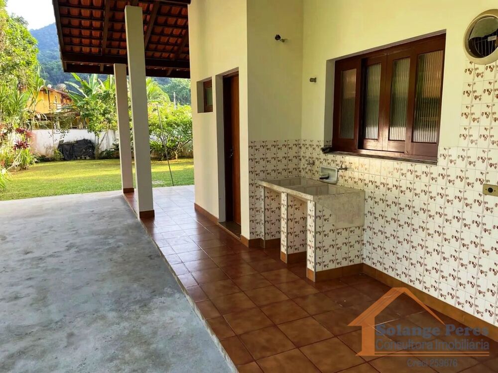 Casa à venda com 4 quartos, 241m² - Foto 4