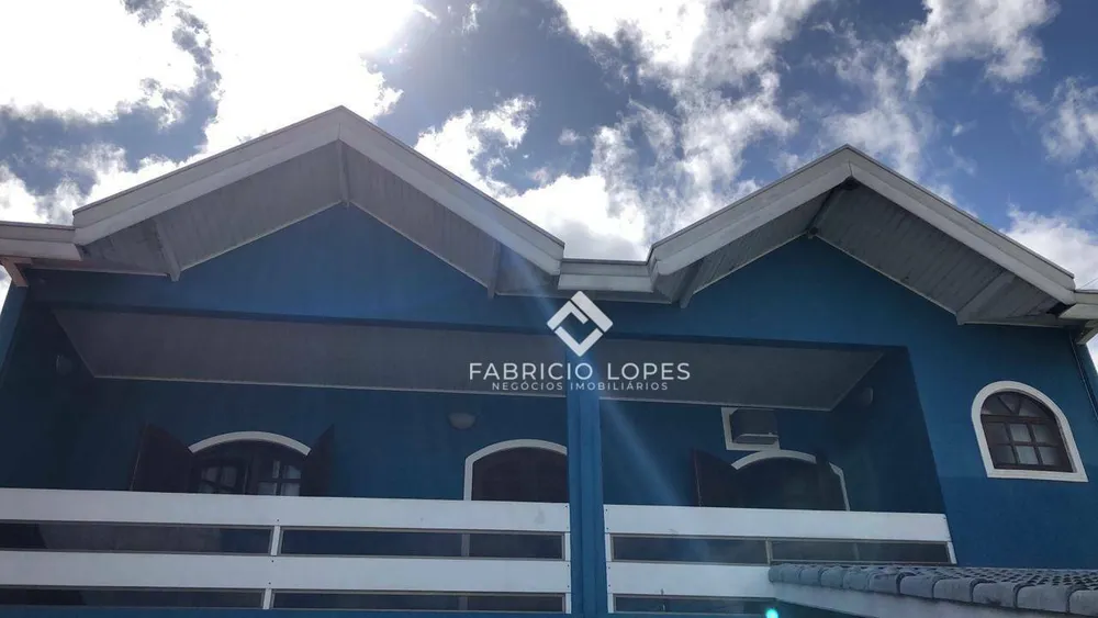 Casa, 3 quartos, 220 m² - Foto 2