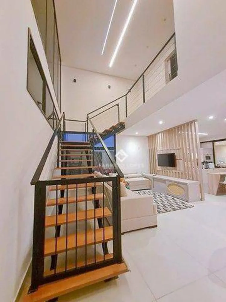 Casa, 4 quartos, 247 m² - Foto 2