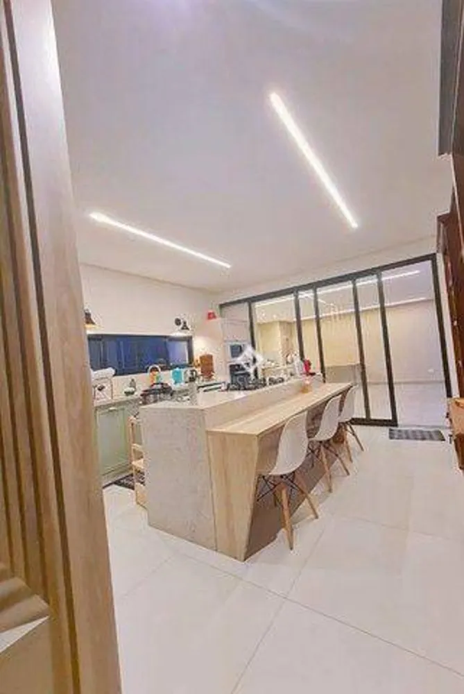 Casa, 4 quartos, 247 m² - Foto 4