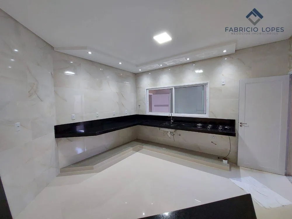 Casa, 3 quartos, 158 m² - Foto 4