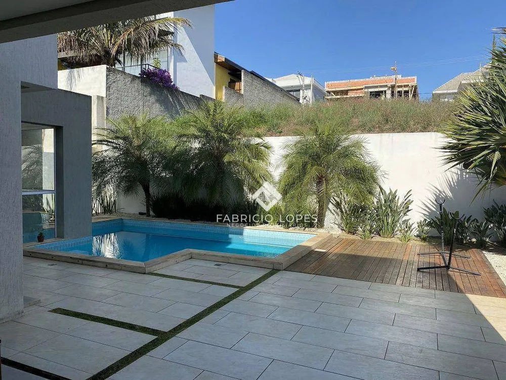 Casa, 3 quartos, 329 m² - Foto 3