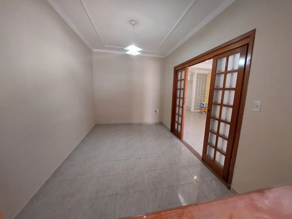 Casa, 3 quartos, 190 m² - Foto 3