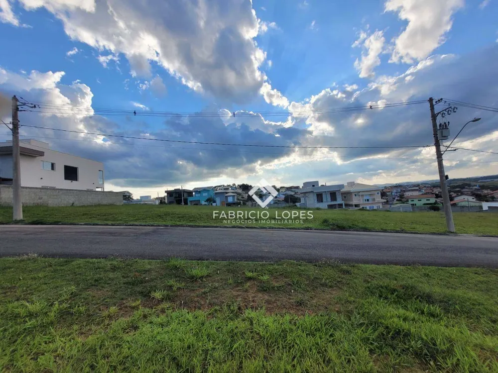 Loteamento e Condomínio, 250 m² - Foto 1
