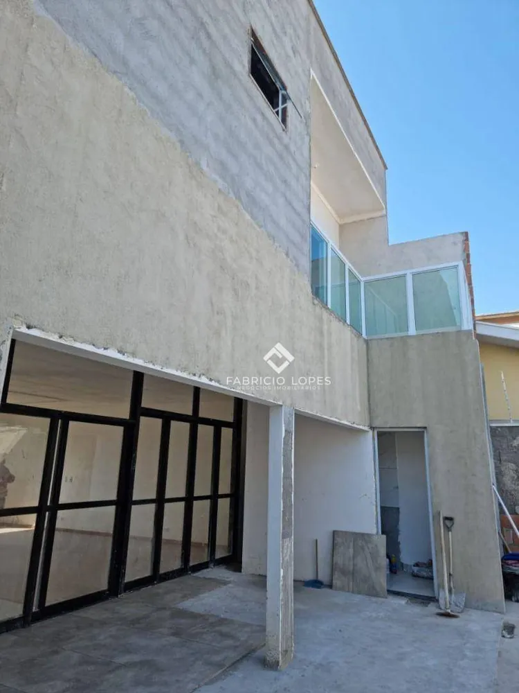 Casa, 3 quartos, 240 m² - Foto 2