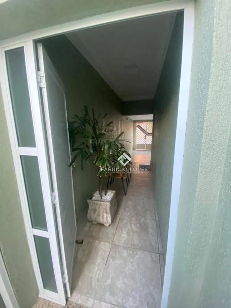 Casa, 3 quartos, 188 m² - Foto 2