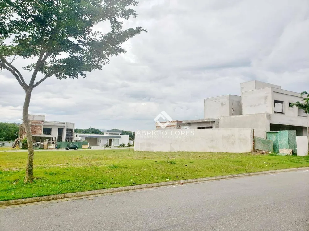Loteamento e Condomínio, 600 m² - Foto 1