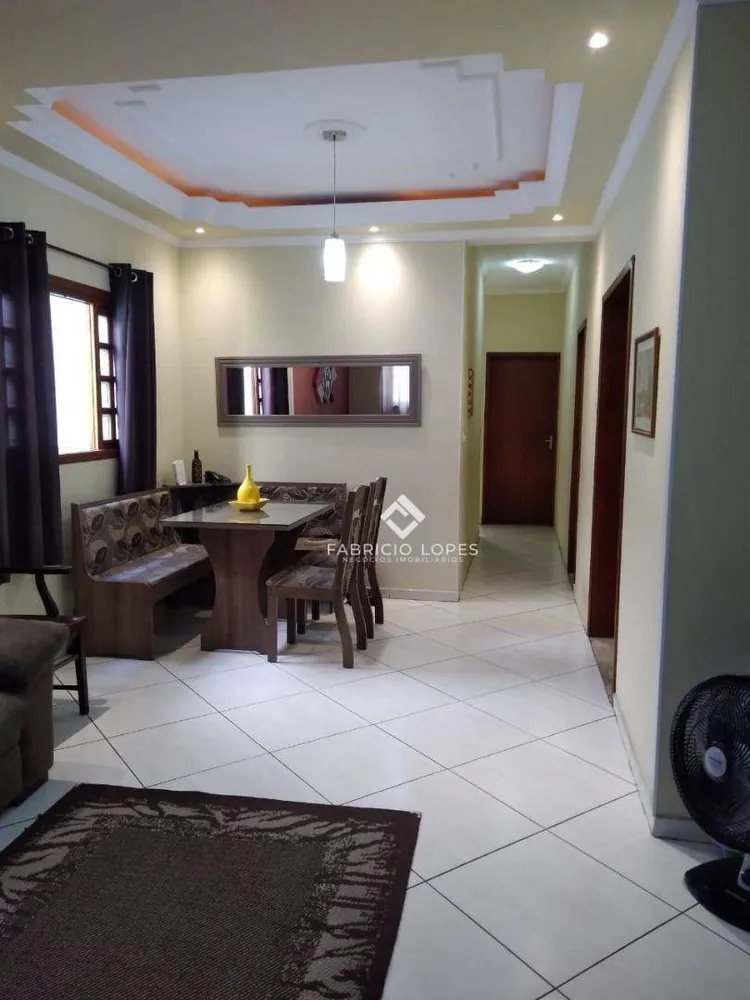 Casa, 3 quartos, 150 m² - Foto 1