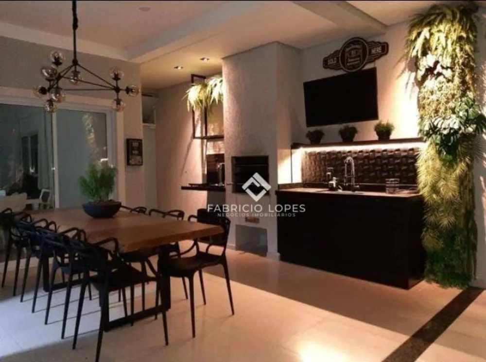 Casa, 4 quartos, 210 m² - Foto 1