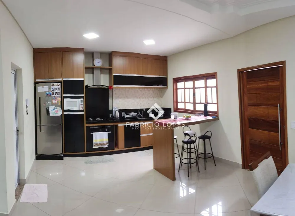 Casa, 3 quartos, 123 m² - Foto 2