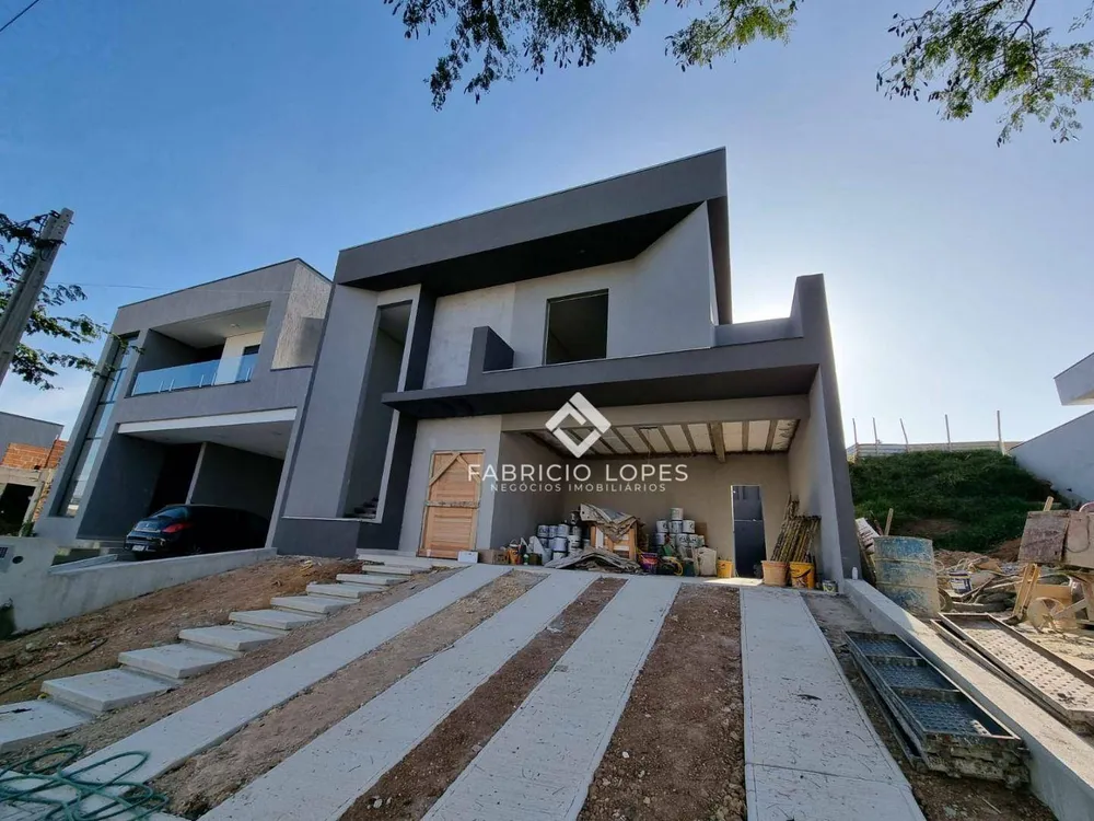 Casa, 4 quartos, 255 m² - Foto 1