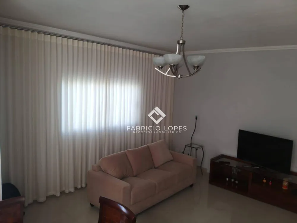 Casa, 3 quartos, 174 m² - Foto 2