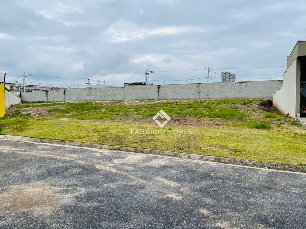Loteamento e Condomínio, 970 m² - Foto 1