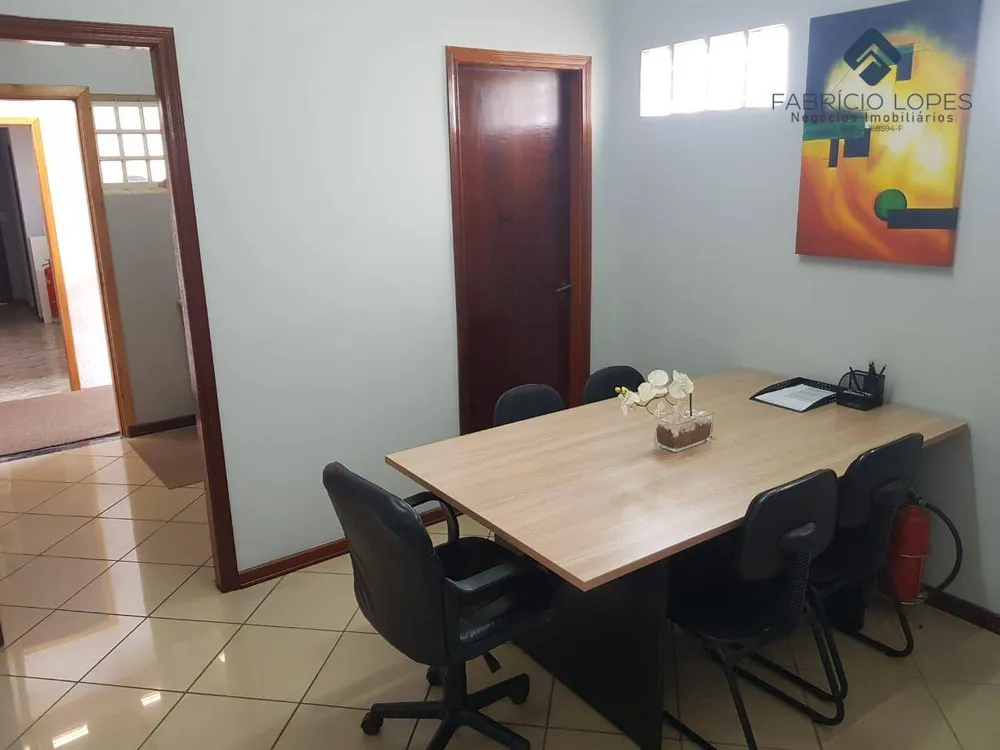 Casa, 3 quartos, 330 m² - Foto 3