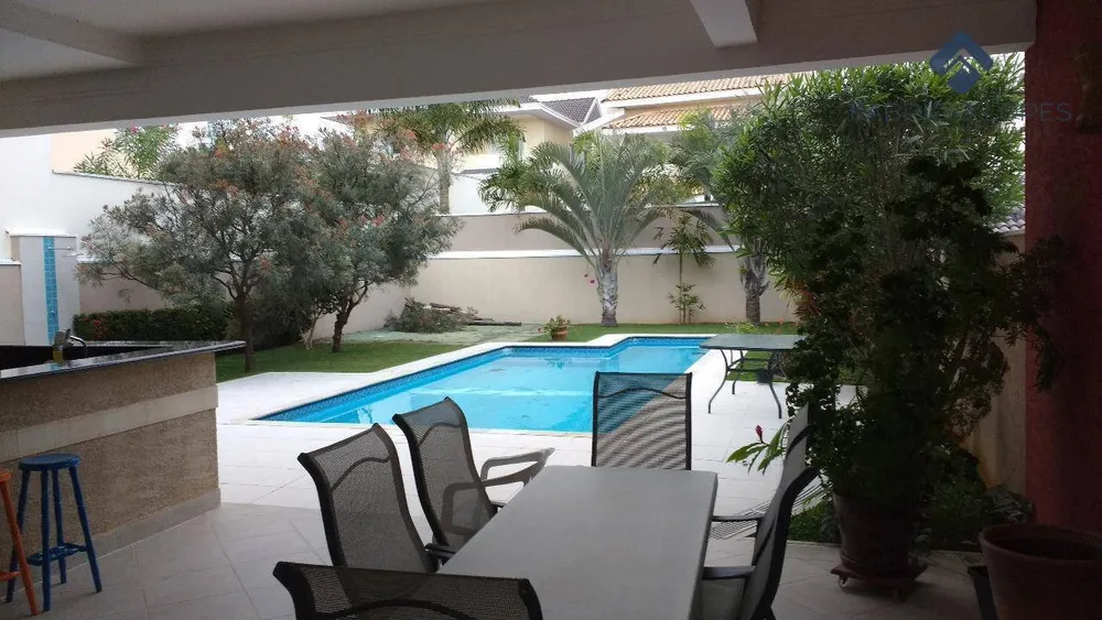 Casa, 5 quartos, 380 m² - Foto 1