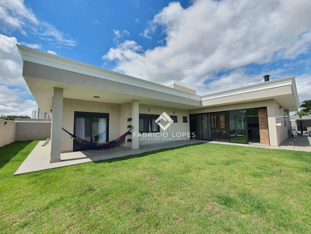 Casa, 4 quartos, 300 m² - Foto 1