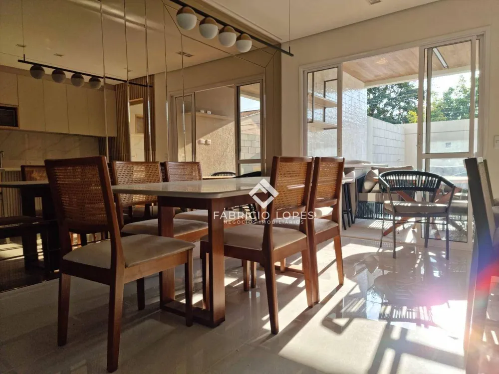 Casa, 3 quartos, 98 m² - Foto 1