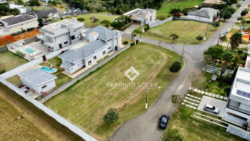 Loteamento e Condomínio, 1000 m² - Foto 1