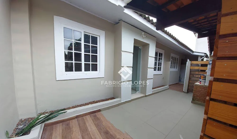 Casa, 4 quartos, 147 m² - Foto 1