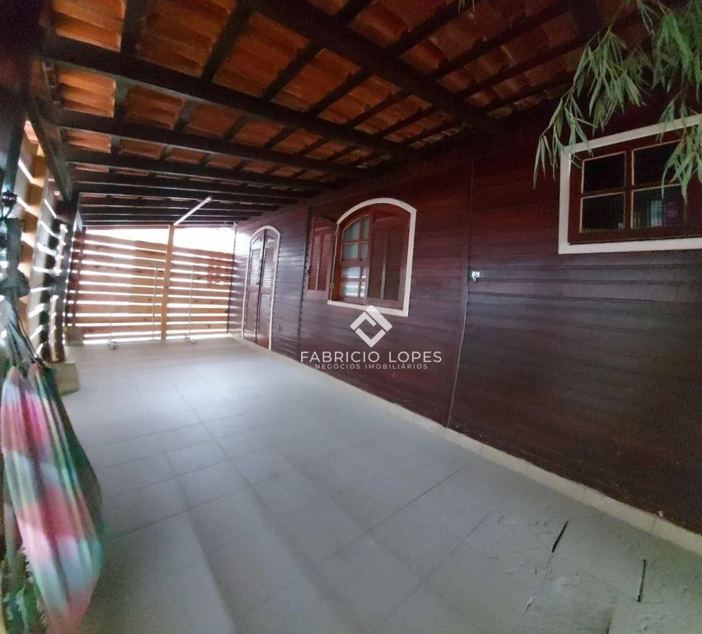 Casa, 4 quartos, 147 m² - Foto 2