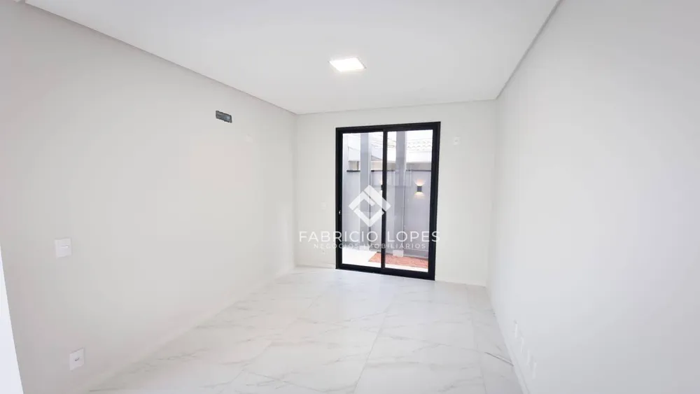 Casa, 3 quartos, 239 m² - Foto 4