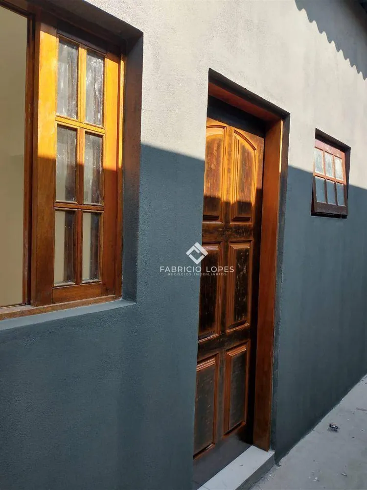 Casa, 3 quartos, 70 m² - Foto 1