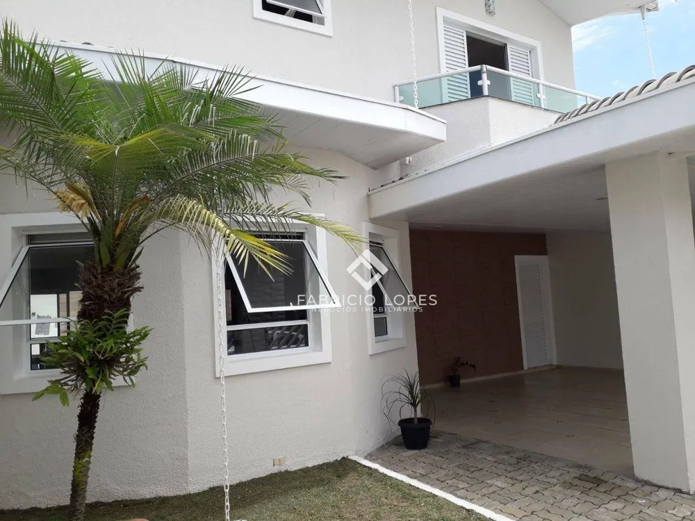 Casa, 3 quartos, 222 m² - Foto 3