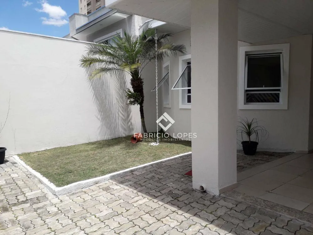 Casa, 3 quartos, 222 m² - Foto 4