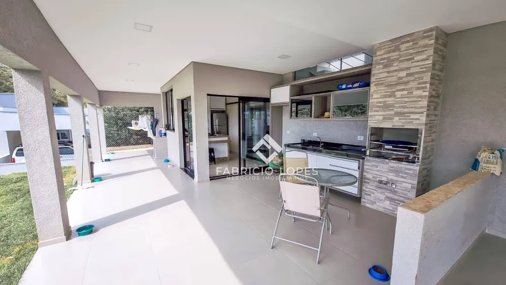 Casa, 4 quartos, 260 m² - Foto 2