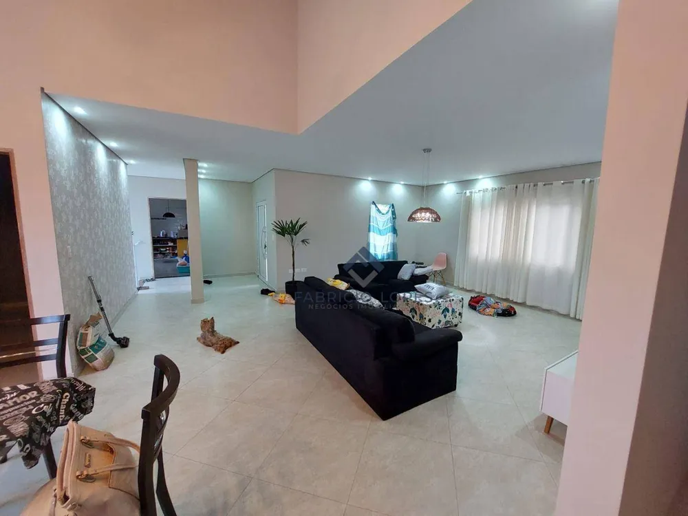 Casa, 5 quartos, 360 m² - Foto 1