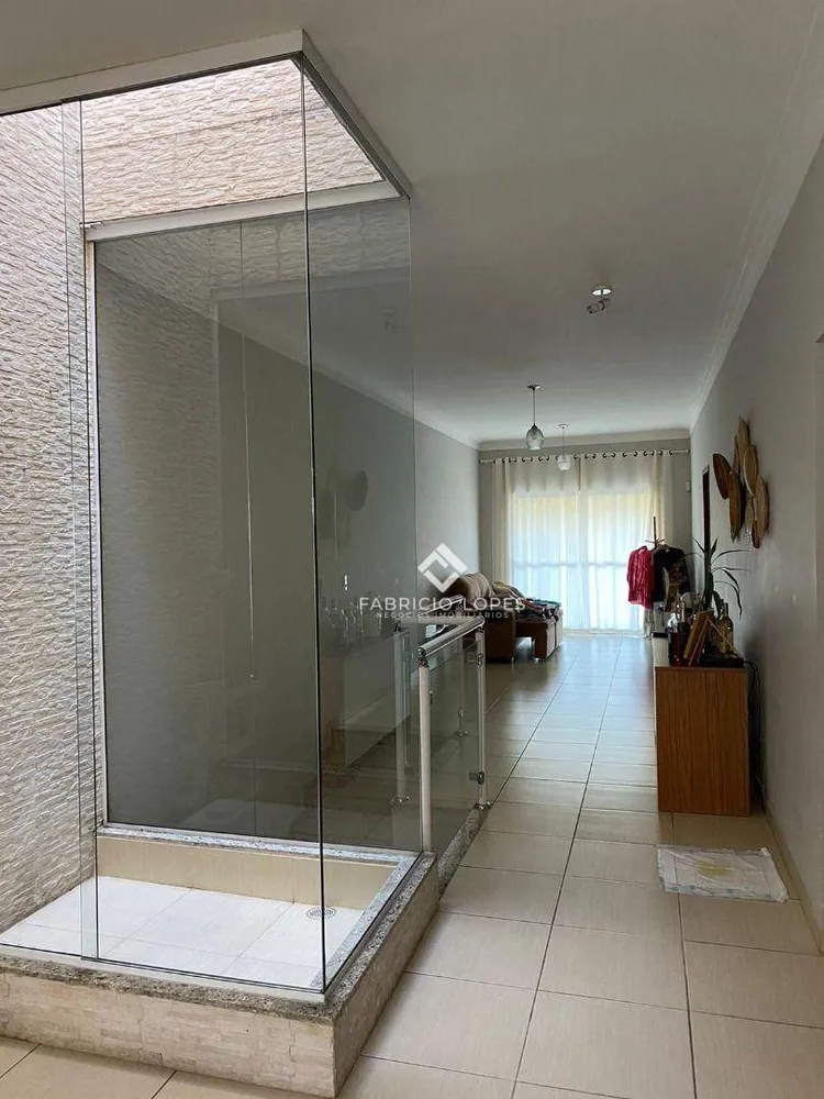 Casa, 4 quartos, 222 m² - Foto 3