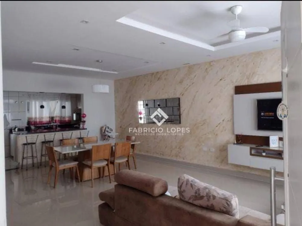 Casa, 4 quartos, 275 m² - Foto 1