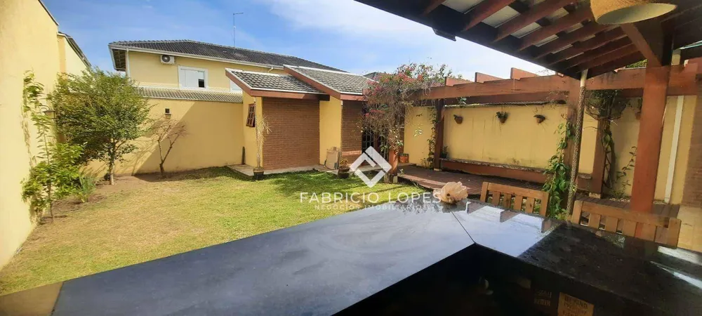 Casa, 3 quartos, 130 m² - Foto 1
