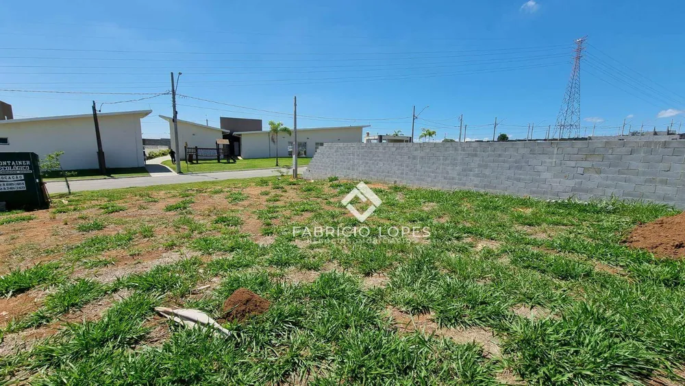 Loteamento e Condomínio, 260 m² - Foto 1