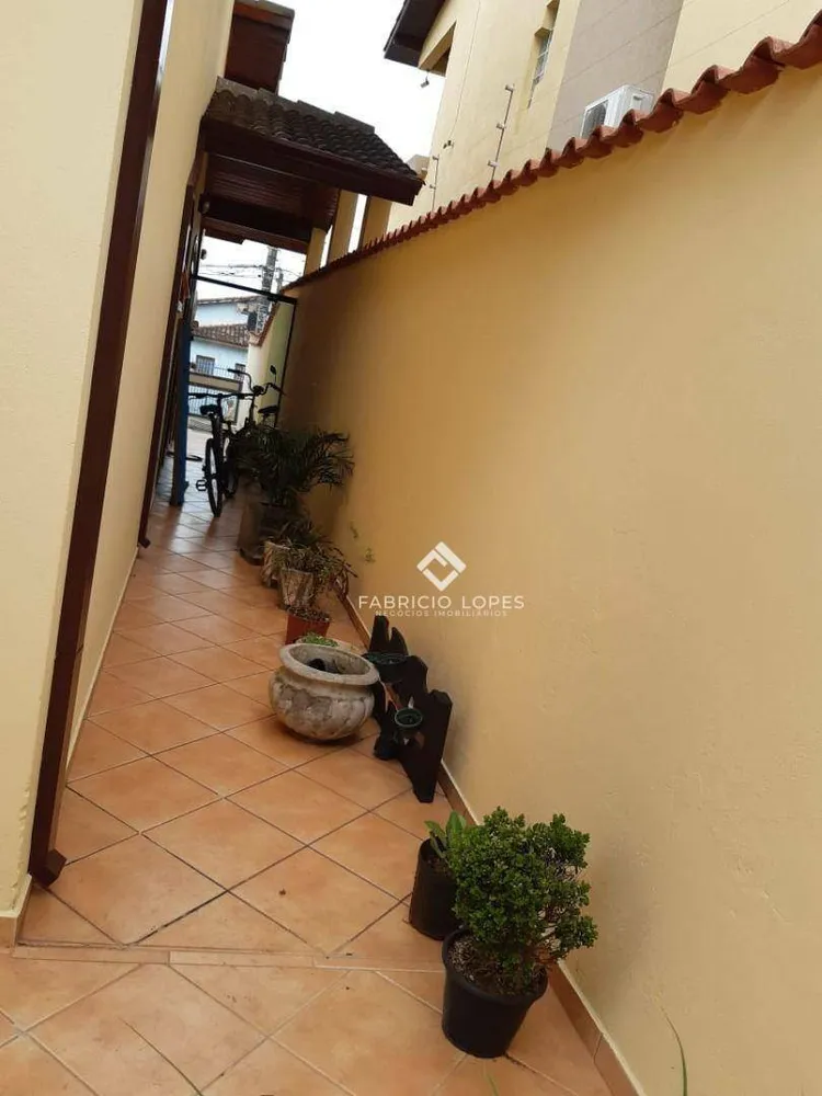 Casa, 3 quartos, 187 m² - Foto 3