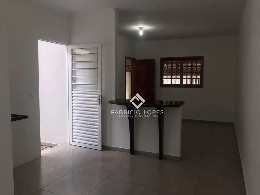 Casa, 3 quartos, 90 m² - Foto 2
